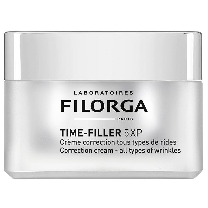 Filorga Time-Filler 5XP ansiktskräm för alla typer av rynkor i en fyrkantig burk i frostat silver med blankt silverlock.