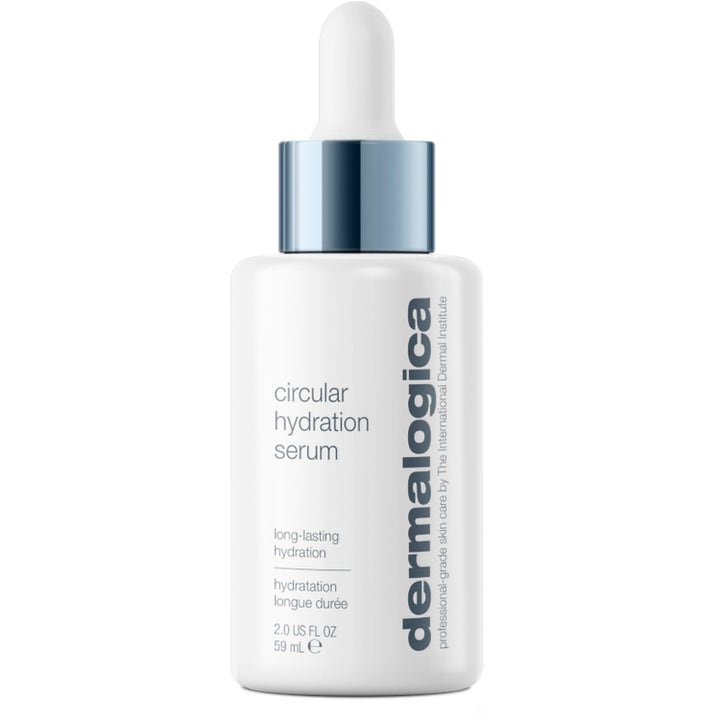 Dermalogica Circular Hydration Serum 59 ml återfuktande serum i vit flaska med blått metalliskt lock och pipett.