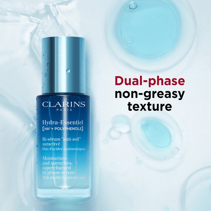 Clarins Hydra-Essentiel 30 ml bi-fas serum för torr hud ger plump i blå glasflaska med lätt dual-phase textur.