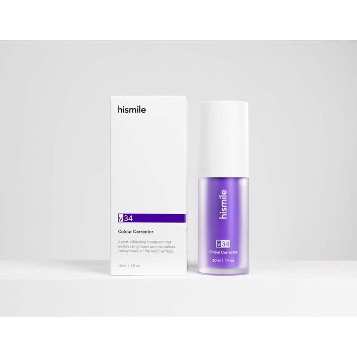 Hismile V34 Colour Corrector 30 ml färgkorrigerare i lila pumpflaska som neutraliserar gula toner.