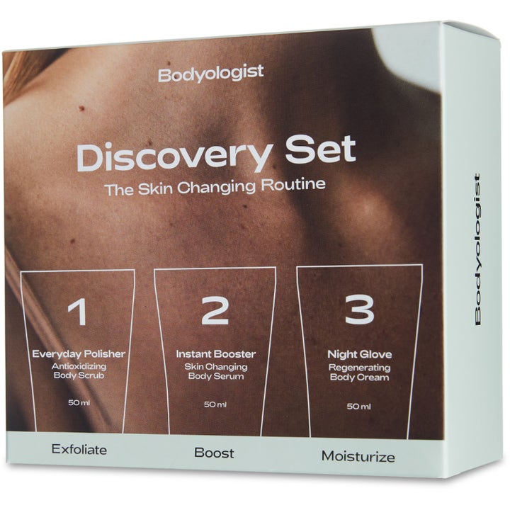 Bodyologist Discovery Gift Set kroppsvårdskit i vit box med hudnära motiv och tre steg för lyster.