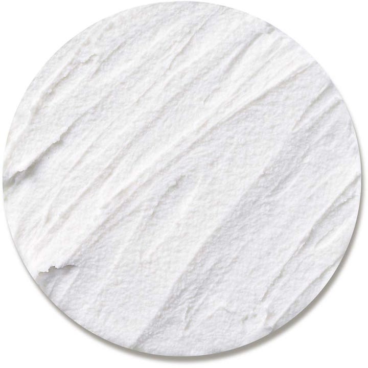 Dr Brandt Microdermabrasion 60 g ansiktspeeling för finare hudstruktur visar en krämig vit textur i närbild.