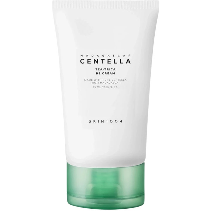 Skin1004 Madagascar Centella Tea-Trica B5 Cream 75 ml lugnande ansiktskräm med centella extrakt i vit tub med grönt lock