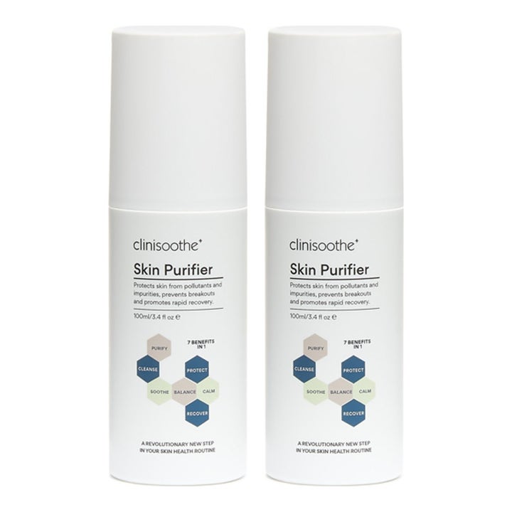 Clinisoothe+ Skin Purifier 2x100ml lugnande ansiktsspray som motverkar orenheter i två vita plastflaskor