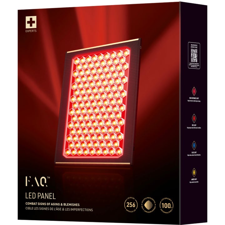 FAQ Swiss FAQ™ Led Panel 1 st hudvårdsverktyg i svart ytterförpackning som visar panelens 256 LED-lampor