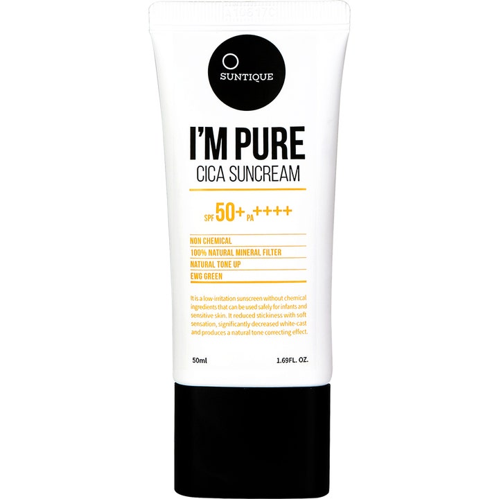 Suntique I’m Pure Cica Suncream 50 ml cica solkräm ansikte spf 50 i en vit plasttub med stilrent svart skruvlock