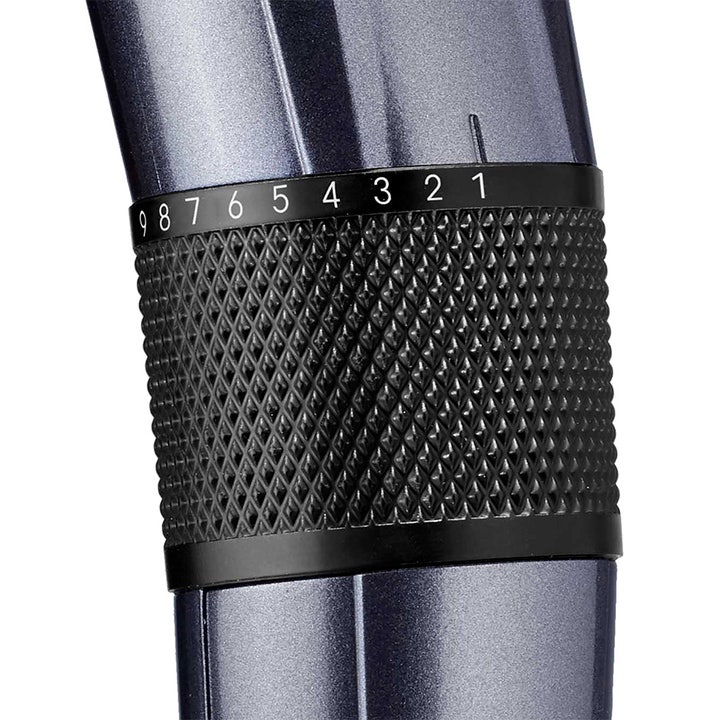BaByliss Titanium 1 st skäggtrimmer med titanblad visar ett svart mönstrat vred med längdinställningar ett till nio