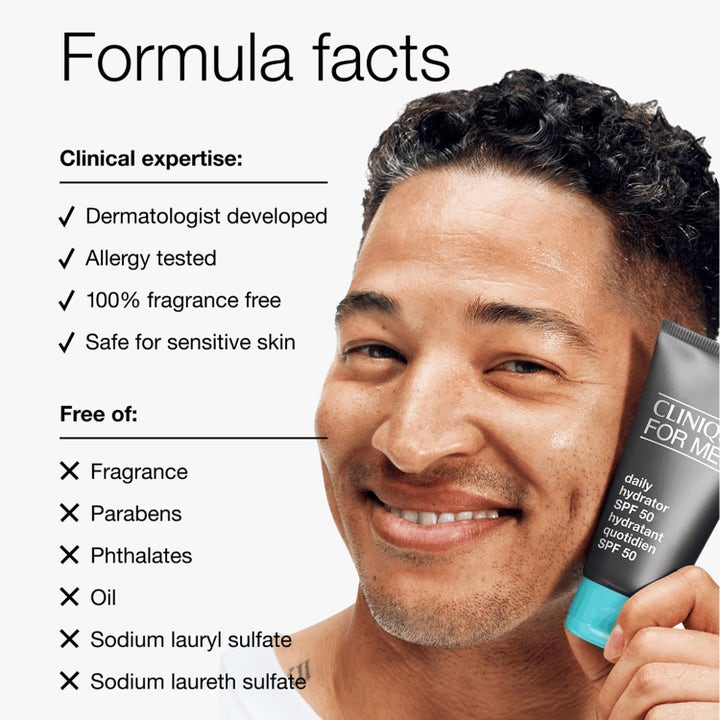 Clinique Clinique For Men Daily Hydrator SPF 50 75 ml återfuktande dagkräm i grå tub visas med en leende man