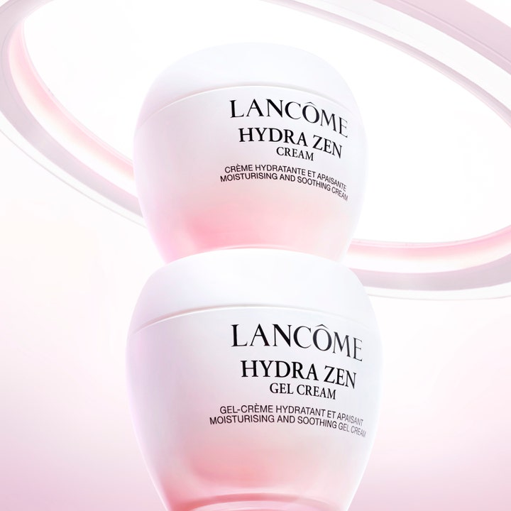 Lancôme Hydra Zen Anti-Stress 50 ml anti stress återfuktande ansiktskräm i vita burkar med rosa botten och ljus bakgrund.