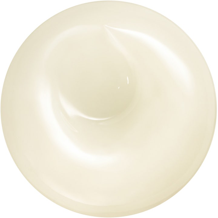 Shiseido Men Total Revitalizer Cream 30 ml revitaliserande ansiktskräm med mjuk och krämig ljusgul textur.