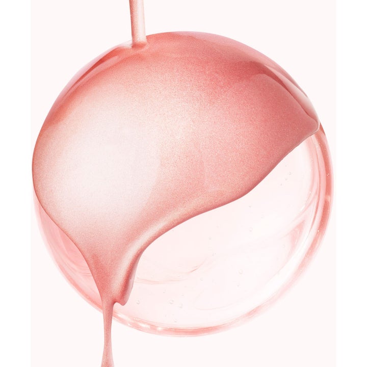 Nuxe Huile Prodigieuse Or Florale Roll-On 60 ml kroppsolja ger lyster med en skimrande rosa pärlemortextur.