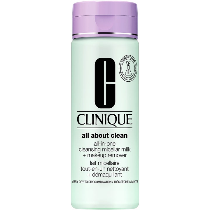 Clinique All About Clean rengöring och all-in-one sminkborttagare i ljusgrön flaska med lila lock som ger ren hy.