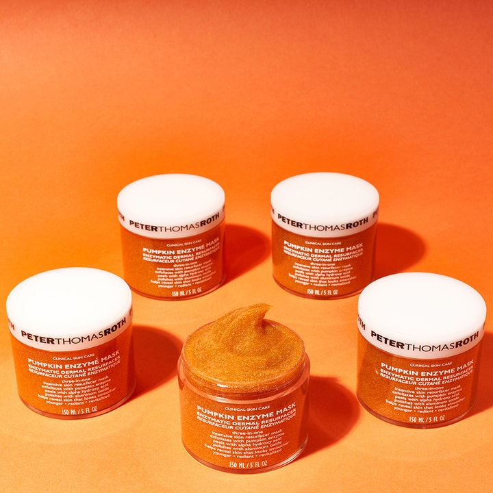 Peter Thomas Roth Pumpkin Enzyme Mask 150 ml exfolierande ansiktsmask med kornig orange textur i en öppen burk