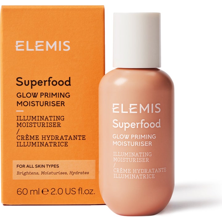Elemis Superfood Glow Priming Moisturiser 60 ml lystergivande primer glow i persikofärgad flaska och ytterbox.
