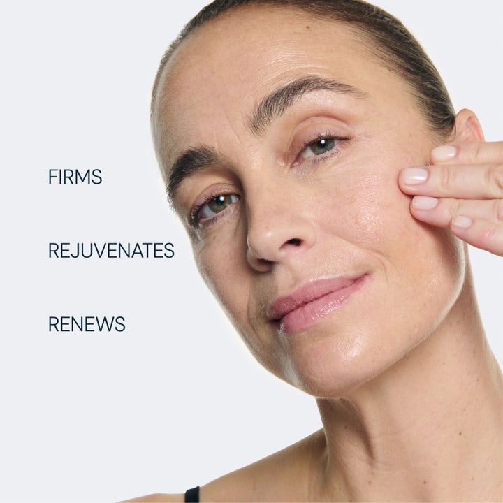 Elemis Pro-Collagen Renewal Serum 15 ml anti-rynk kollagen serum i turkos flaska med närbilder på alger.