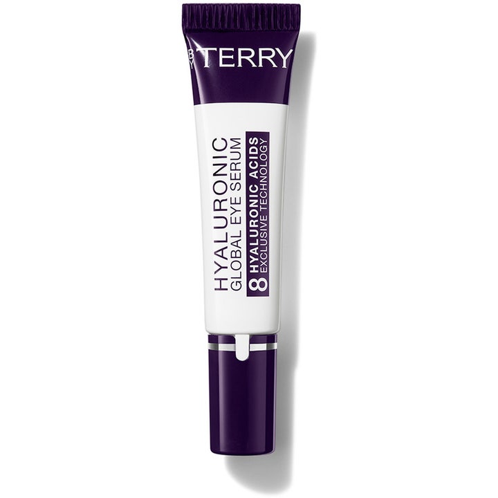 By Terry Hyaluronic Global Eye Serum anti-aging ögonserum hyaluronsyra i vit och lila tub med matchande lock.