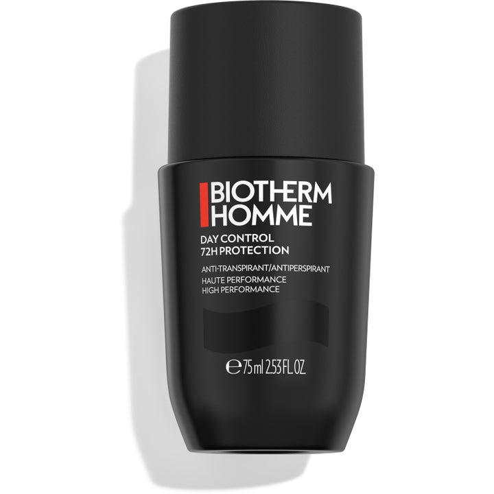 Biotherm Homme Day Control 72H Protection 75 ml antiperspirant ger 72 timmars skydd i en matt svart roll-on-flaska