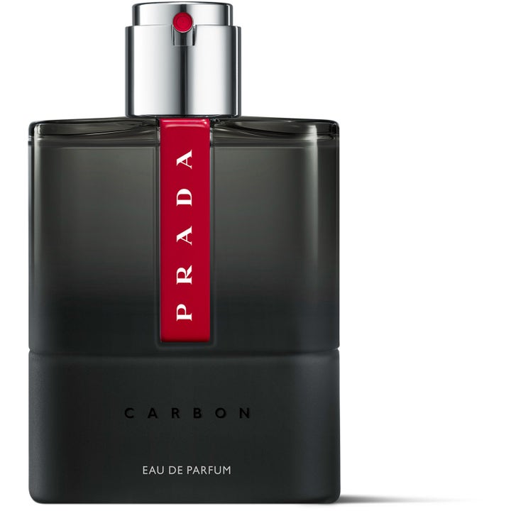 Prada Luna Rossa Carbon Eau de Parfum 100 ml herrparfym i en svart och grå glasflaska med röd rand och silverfärgad kork