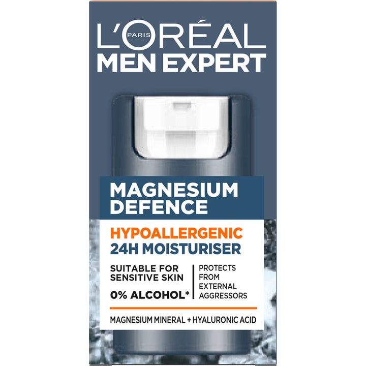 L'Oréal Paris Men Expert Magnesium Defence 50 ml hypoallergen ansiktskräm för män i blå och vit ytterförpackning.