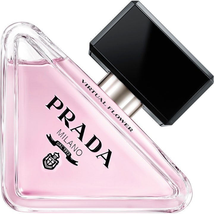 Prada Paradoxe Virtual Flower 50 ml edp blommig parfym dam i en triangulär glasflaska med rosa vätska och svart lock