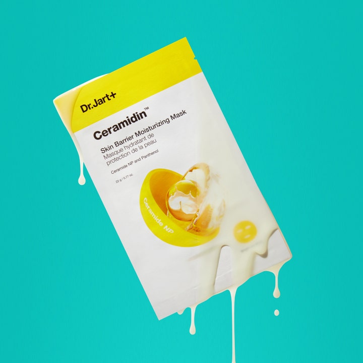 Dr.Jart+ Ceramidin Skin Barrier Moisturizing Mask 22 g fuktgivande sheet mask med krämig vit textur mot turkos bakgrund
