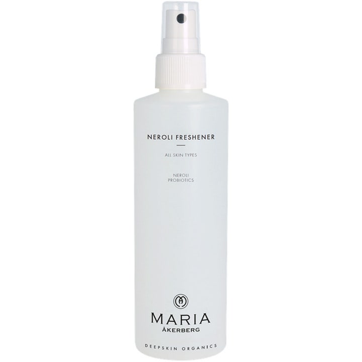 Maria Åkerberg Neroli Freshener 125 ml ansiktsvatten spray för alla hudtyper i vit frostad plastflaska.