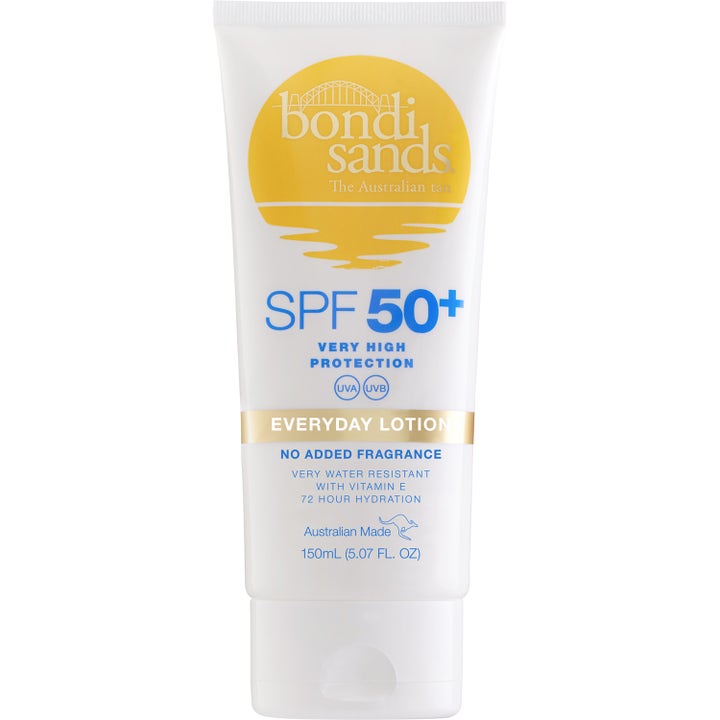 Bondi Sands Everyday Lotion SPF 50+ 150ml solkräm i vit tub med gul logotyp som ger högt solskydd.