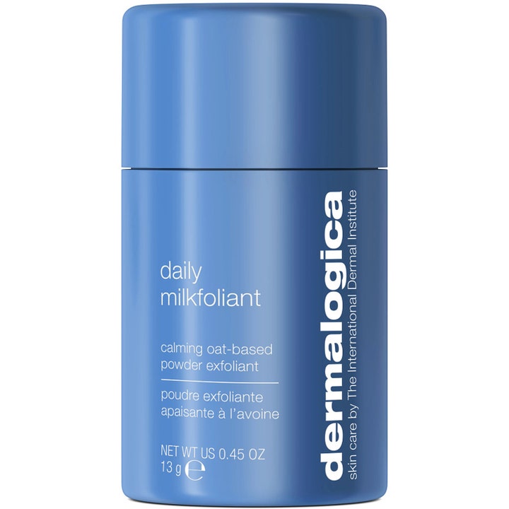 Dermalogica Daily Milkfoliant 13 g lugnande havrepeeling i form av peeling pulver i en ljusblå flaska.