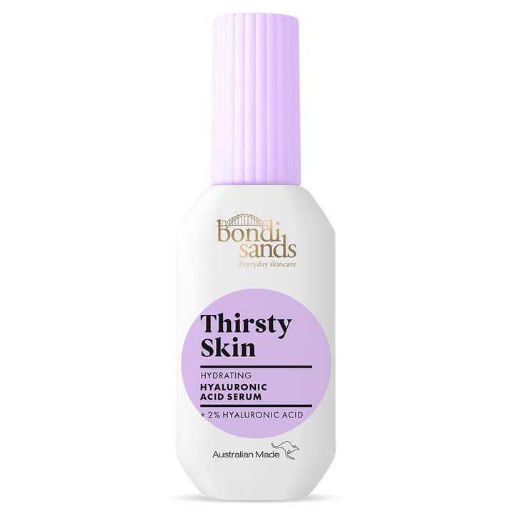 Bondi Sands Thirsty Skin 30ml återfuktande hyaluronsyraserum i en vit plastflaska med lila pumpkork