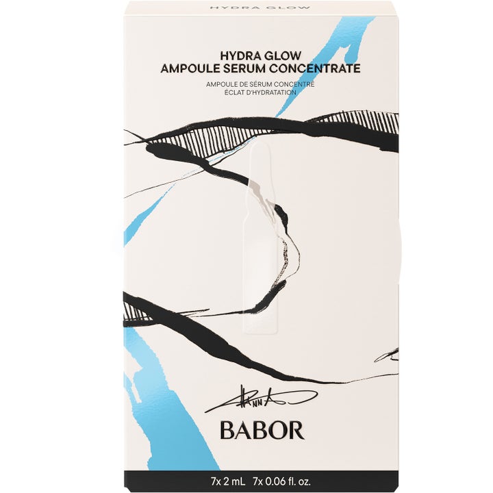 Babor Hydra Glow Ampoule Serum Concentrate 7x2 ml lystergivande ampullserum i vit box med blå och svarta penseldrag
