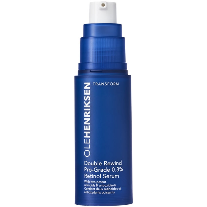 Ole Henriksen Double Rewind Pro-Grade 0.3% Retinol Serum förnyande ansiktsserum i en matt blå pumpflaska