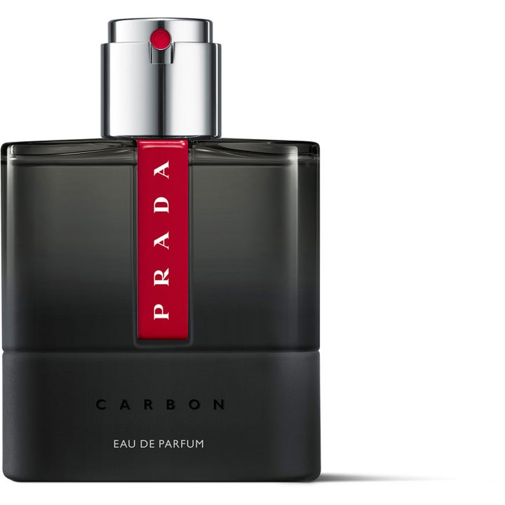 Prada Luna Rossa Carbon Eau de Parfum 50 ml herrparfym i stilren svart flaska med röd logodetalj och silverfärgat spraylock