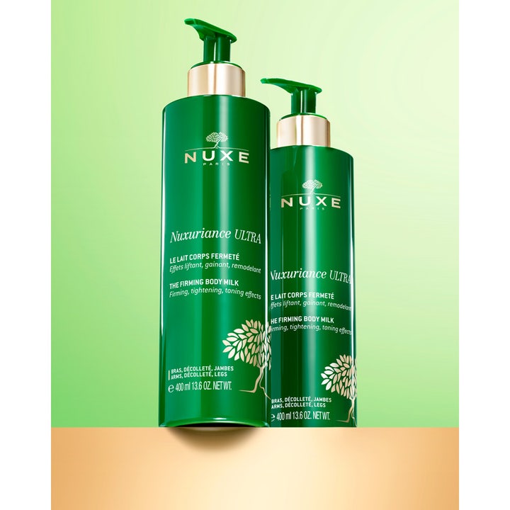 Nuxe Nuxuriance ULTRA 400 ml uppstramande kroppsmjölk i två gröna pumpflaskor med gulddetaljer