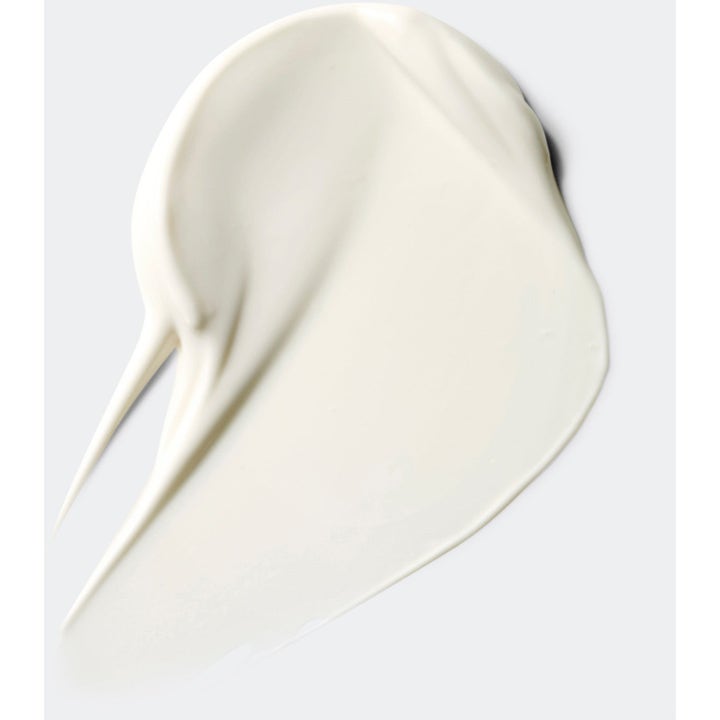 Clinique Mattifying Protection 90 ml matterande solskydd med en krämig vit textur som ger en matt finish