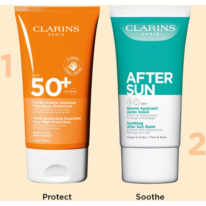 Clarins Youth-protecting Sunscreen SPF50+ 150 ml solkräm i orange tub bredvid lugnande after sun balm
