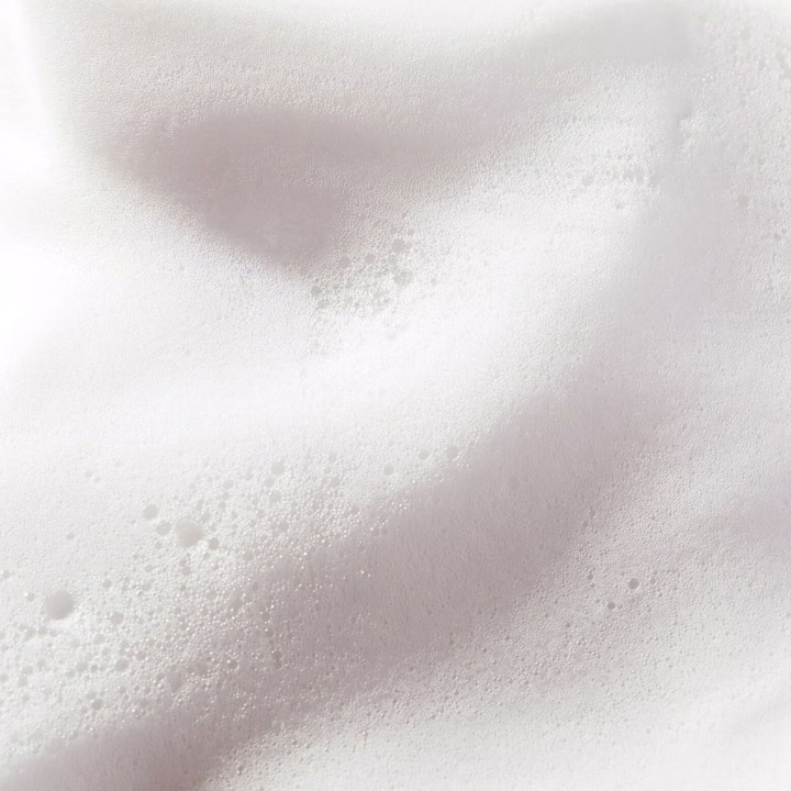 Nuxe Very Rose Cleansing Foam 150 ml fuktgivande ansiktsrengöring med vitt luftigt rosenextrakt skum