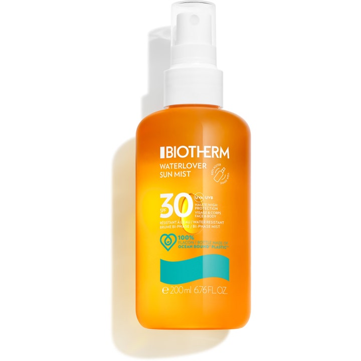 Biotherm Waterlover Sun Mist 200 ml miljövänligt solskydd i en orange sprayflaska som ger ett vattenfast skydd.