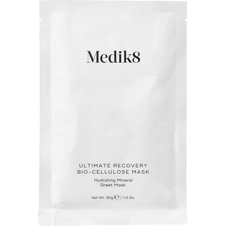 Medik8 Ultimate Recovery Bio-Cellulose Mask 30 g återfuktande ansiktsmask för torr hud i vit rektangulär sachet