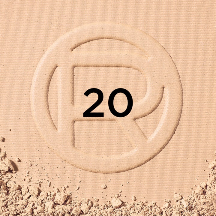 Infaillible 24H Fresh Wear Foundation in a Powder