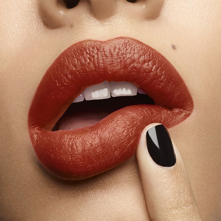 The Slim Velvet Radical Lipstick