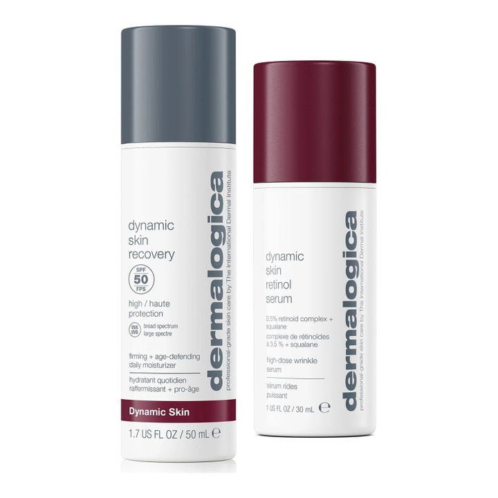 Dermalogica Dynamic Skin Duo med antiaging dagkräm och serum i vita flaskor med silver och vinrött lock.