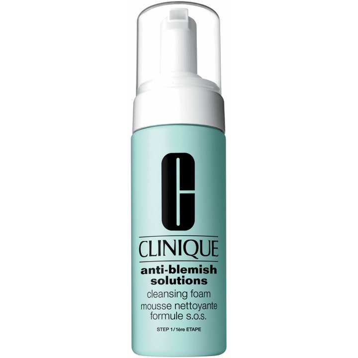 Clinique Anti-Blemish Solutions Cleansing Foam rengöringsskum som motverkar orenheter i ljusblå flaska med vit pump