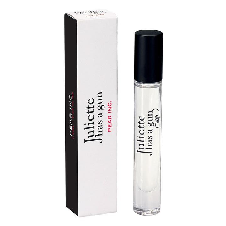 Juliette has a gun Pear Inc. 7,5 ml eau de parfum fruktig i smal glasflaska med svart lock och vit rektangulär kartong