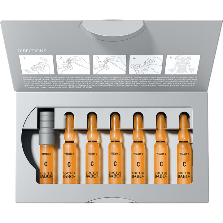 Babor DOC Radiance Ampoule 14 ml ampullserum i silvergrå förpackning som ger huden lyster.