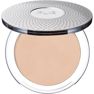 PÜR 4-in-1 Pressed Mineral Foundation