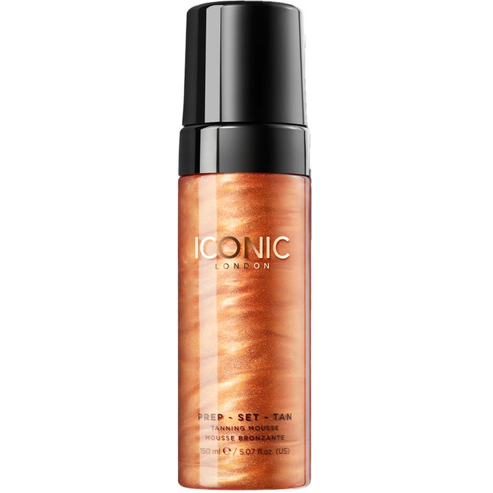 Iconic London Prep-Set-Tan 150 ml brun utan sol mousse som ger glow med skimrande bronsfärgad formula i flaska med svart kork
