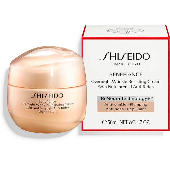 Shiseido Benefiance Overnight Wrinkle Resisting Cream 50 ml rynkreducerande nattkräm i persikofärgad burk och ask.