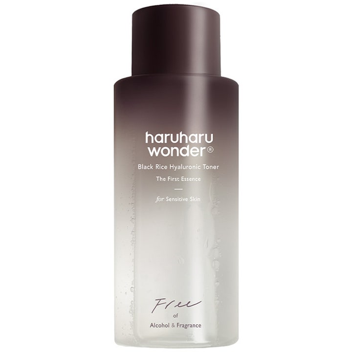 haruharu wonder Black Rice Hyaluronic Toner 150 ml återfuktande ansiktsvatten i mörkbrun tonad flaska för känslig hud