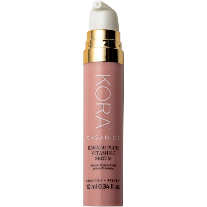 Kora Organics Kakadu Plum Vitamin C Serum 10 ml lystergivande serum i rosa tub med gulddetaljer
