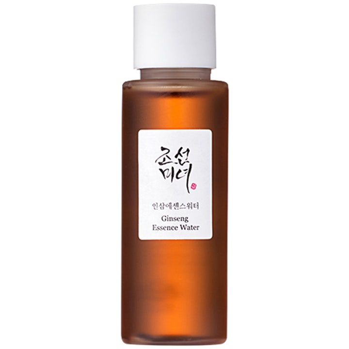 Beauty of Joseon Ginseng Essence Water återfuktande essence i frostad brun flaska med vitt skruvlock och vit etikett
